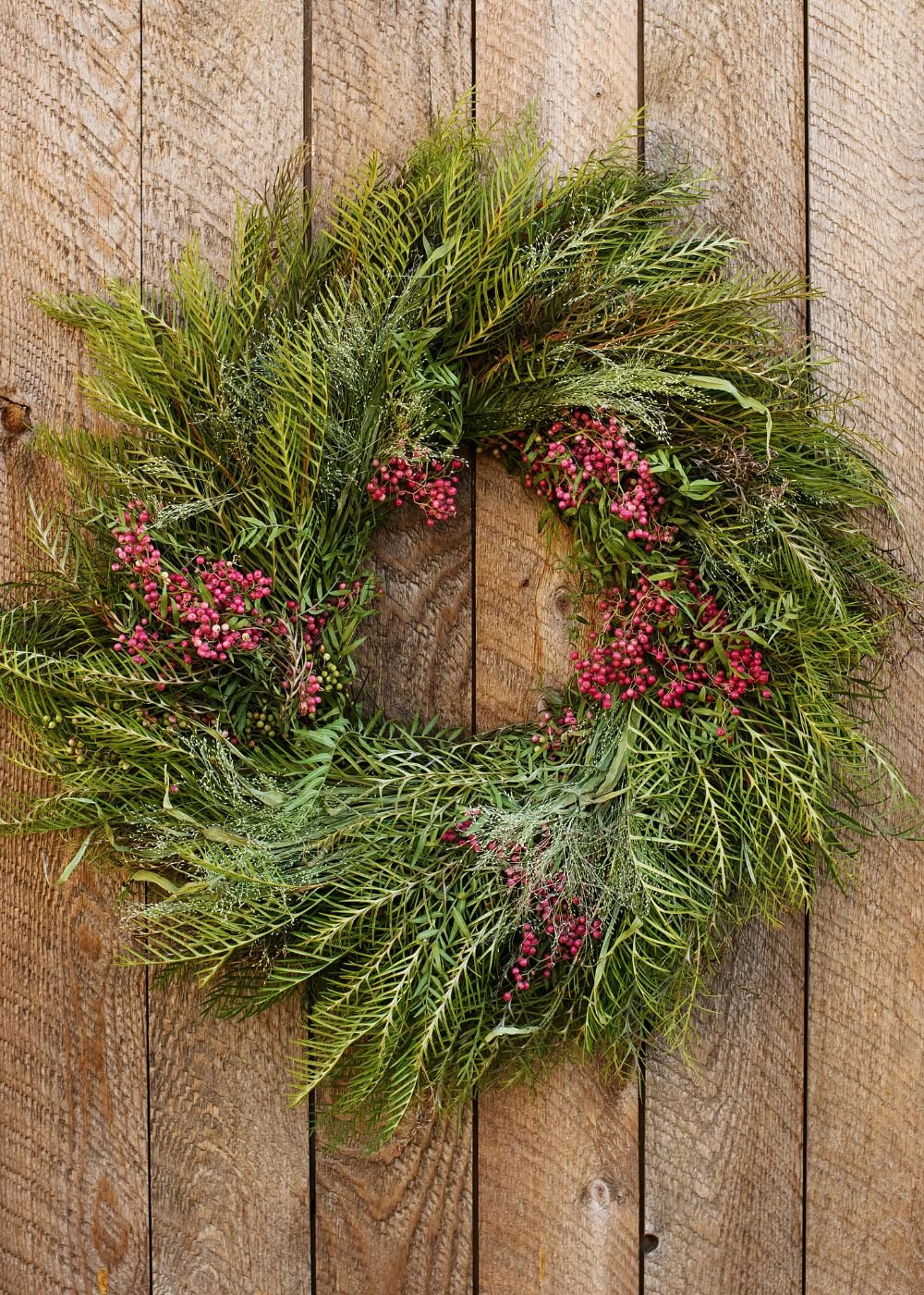 The Sparkle Holiday Wreath - Image 3