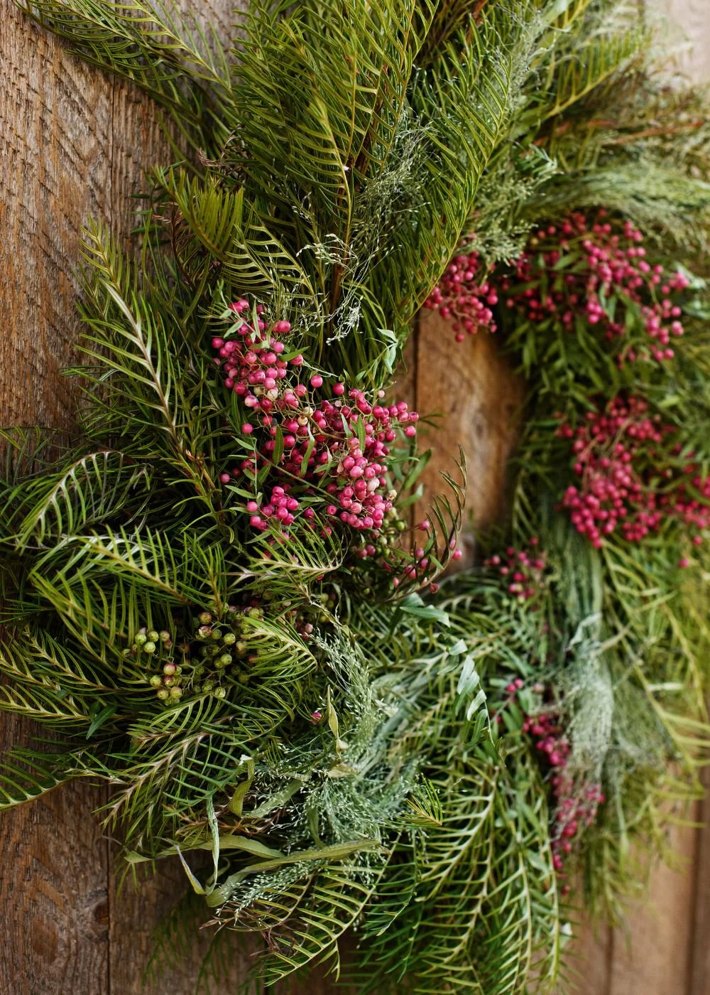 The Sparkle Holiday Wreath - Image 4