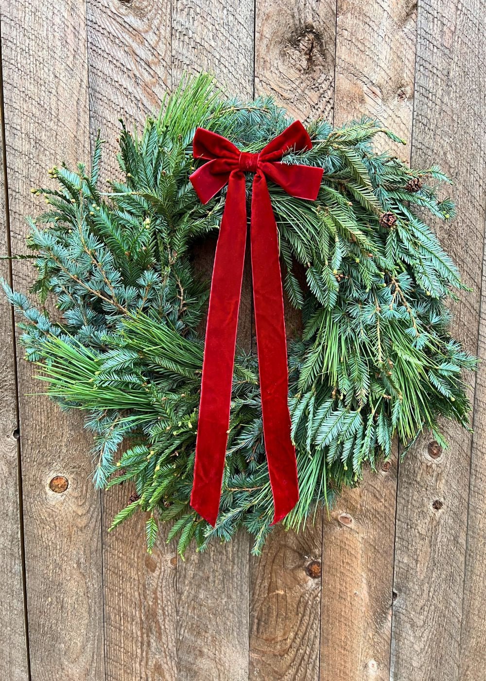 Heritage Greens Holiday Wreath - Image 3